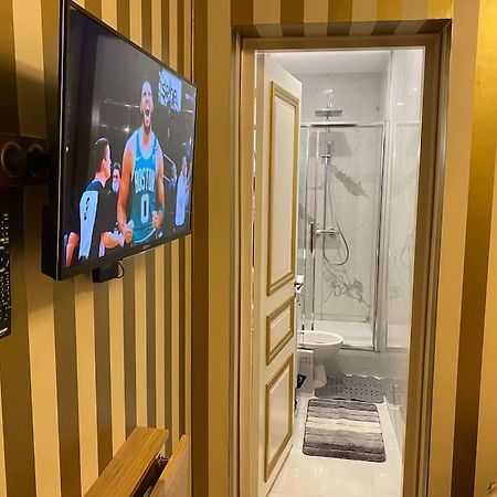 Premium Studio 2 Minutes Walk From Champs-Elysees Paris Luaran gambar