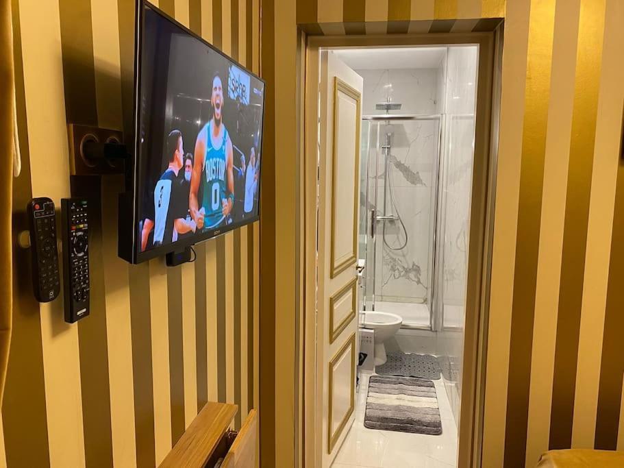 Premium Studio 2 Minutes Walk From Champs-Elysees Paris Luaran gambar