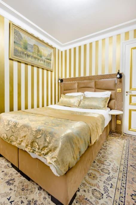 Premium Studio 2 Minutes Walk From Champs-Elysees Paris Luaran gambar